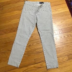 Gap straight leg mid rise pixie pants